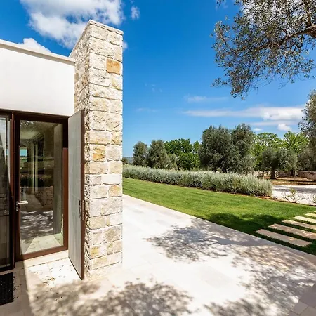 Pietralunga By Perle Di Puglia *