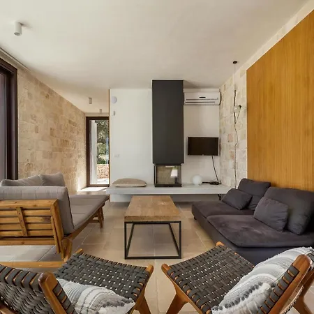 Pietralunga By Perle Di Puglia *